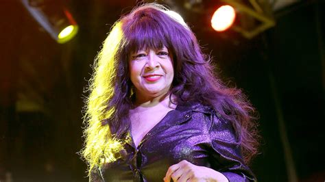 Ronnie Spector dies: Ronettes singer, voice of 'Be My Baby,' was 78.